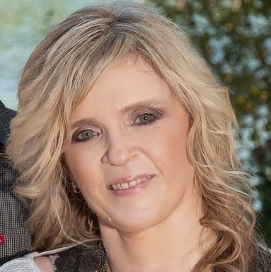 Shannon Miller Photo 12