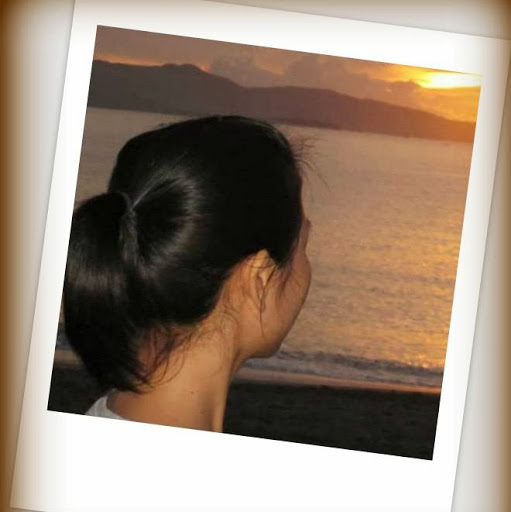 Nguyet Tran Photo 18