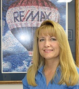 Angela Delaney Photo 7