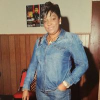 Jacqueline Small Photo 20