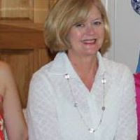 Stephanie Rowley Photo 10
