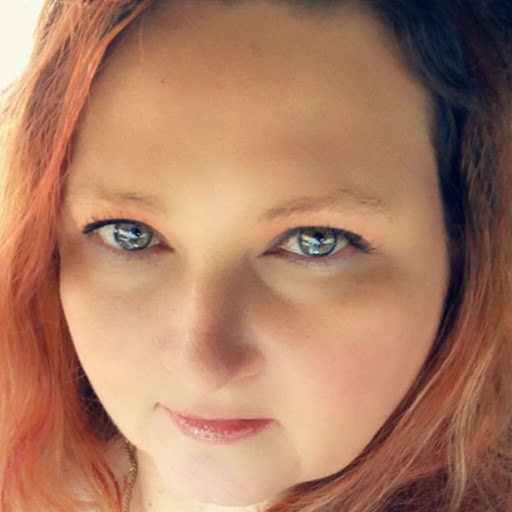 Christi Clark Photo 9