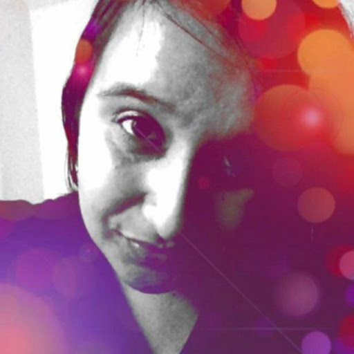 Victoria Zavala Photo 30