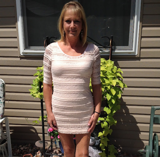 Laura Redmond Photo 13