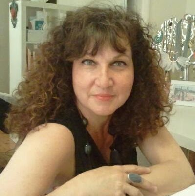 Stephanie Gregory Photo 15