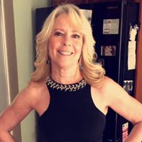 Karen Duffy Photo 20