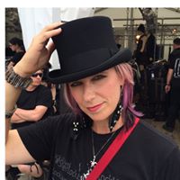 Kathlene Bell Photo 6