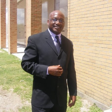 Stephen Carter Photo 24