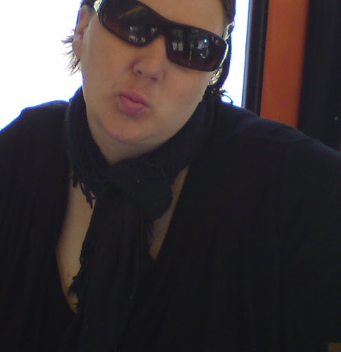 Diana Weber Photo 37