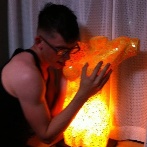 Kelly Crossland Photo 11