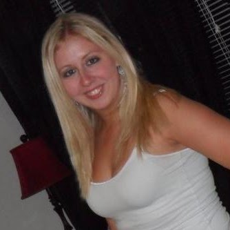 Melanie Adams Photo 37