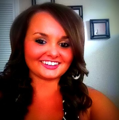 Laura Bryant Photo 32