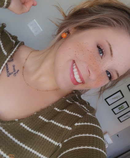 Amanda Helwig Photo 10