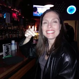 Angela Cummings Photo 19