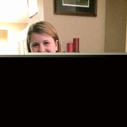 Elizabeth Bloom Photo 3