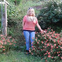 Ana Villalobos Photo 17