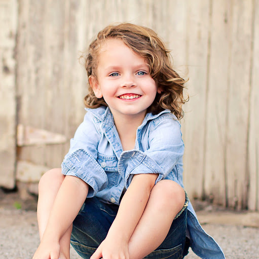 Emily Frank Photo 23