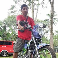 Adam Reyes Photo 8