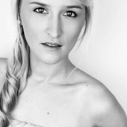 Rachel Cooke Photo 36