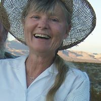 Robyn Harper Photo 19