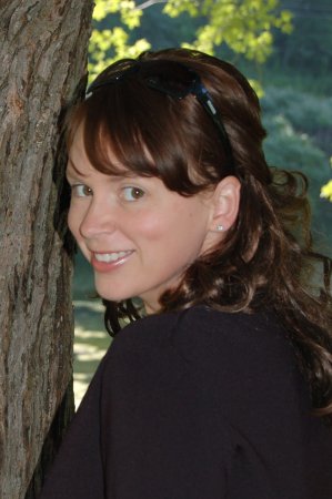 Michelle Whitaker Photo 27