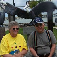 Betty Richardson Photo 27