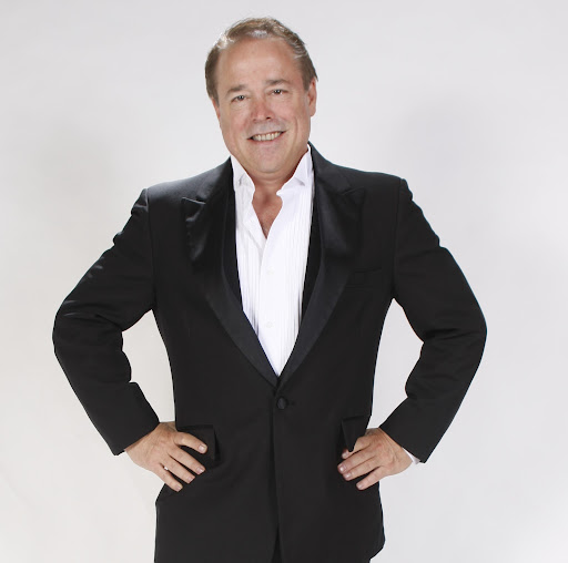 Mark Becker Photo 34