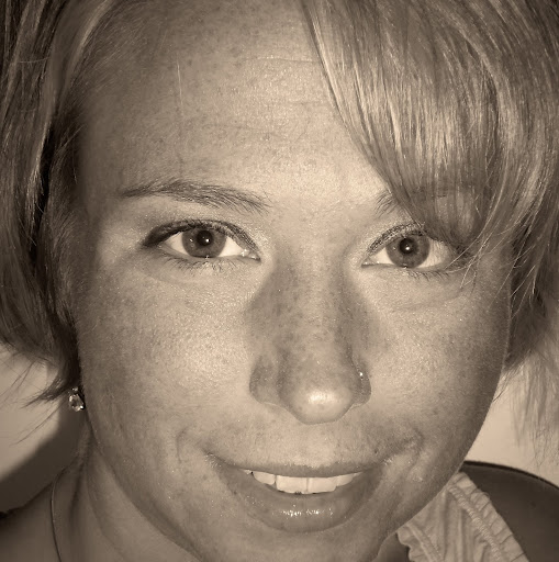 Cassie Beck Photo 24