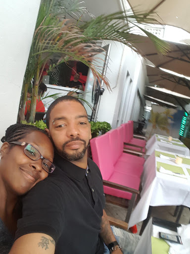 Tonya Jones Photo 15