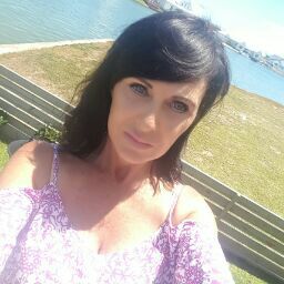 Lesley Wells Photo 30