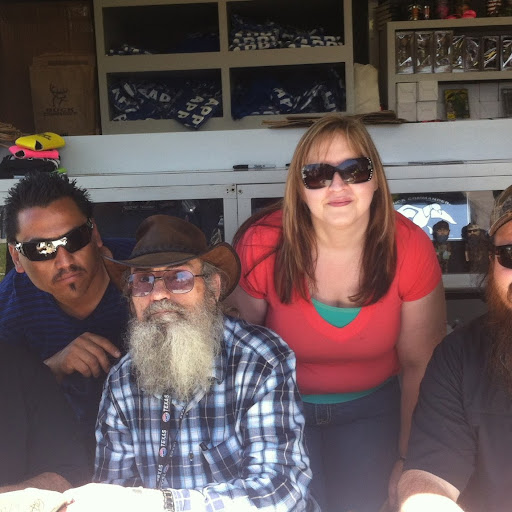 Heather Hernandez Photo 13