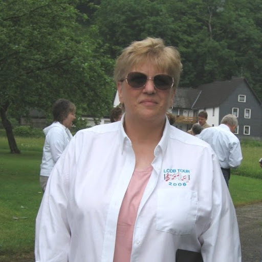 Ellen Weaver Photo 26