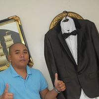 Laurence Santos Photo 24