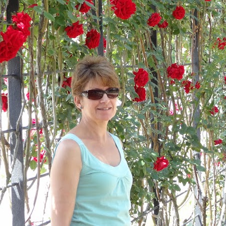 Christine Lodge Photo 14