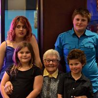 Dianne Morris Photo 12