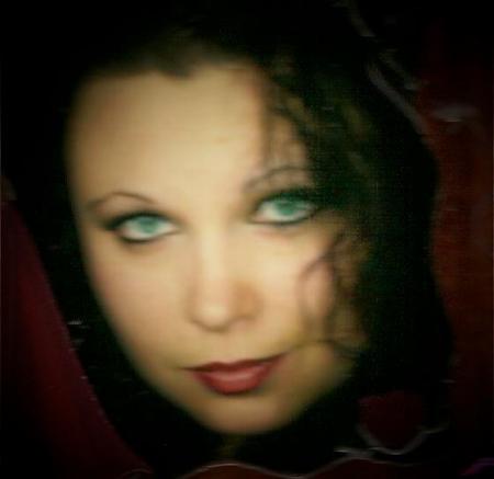 Christina Taylor Photo 11