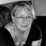 Tracy Saunders Photo 25