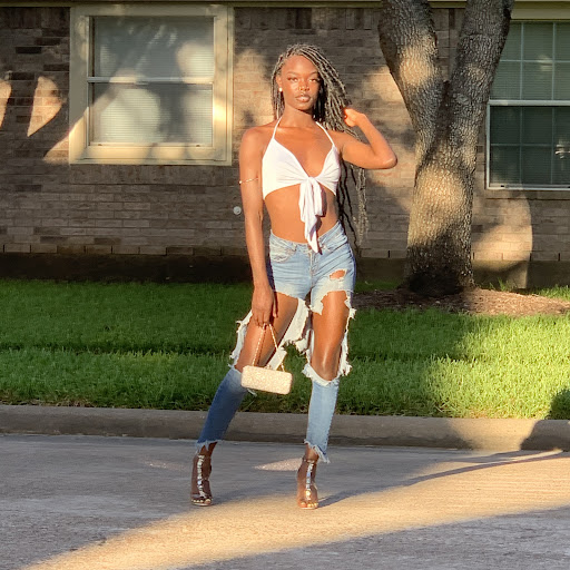 Julie Forbes Photo 12