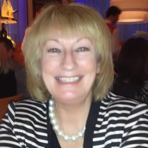 Anne Moore Photo 37