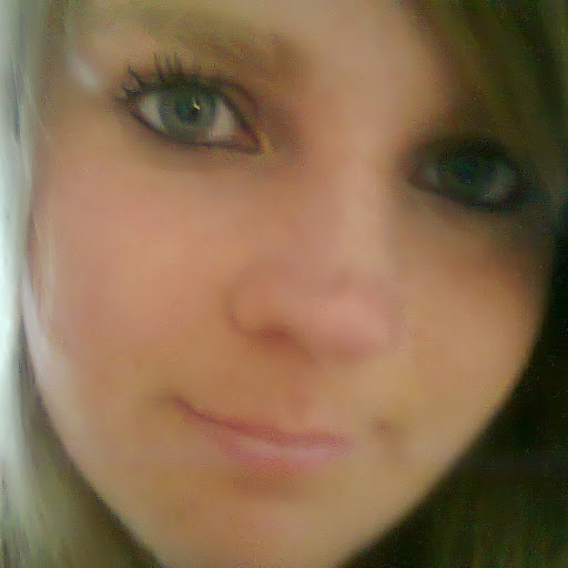 Julia Berger Photo 17