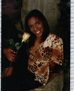 Constance Robertson Photo 14