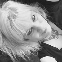 Crystal Webber Photo 38