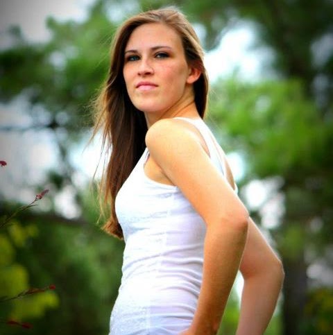 Nikki Winchell Photo 3