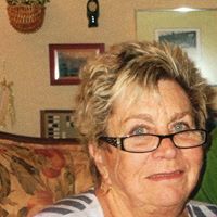 Phyllis Yates Photo 13