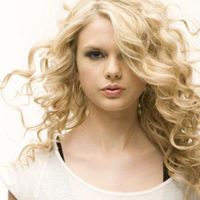 Claire Swift Photo 8