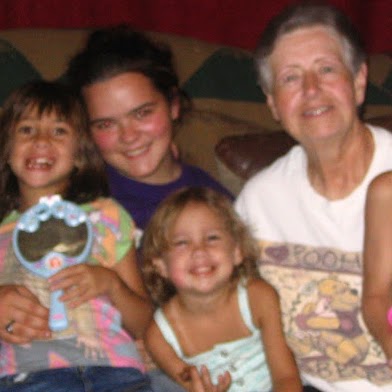 Sarah Hinkle Photo 31