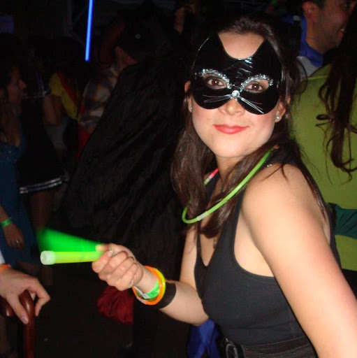 Camila Santos Photo 12