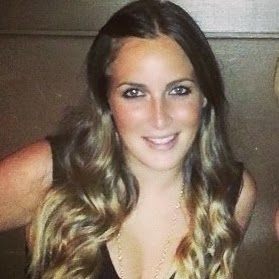 Stephanie Goldstein Photo 34