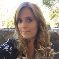 Angela Huston Photo 14