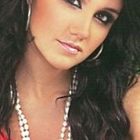 Paulina Flores Photo 25